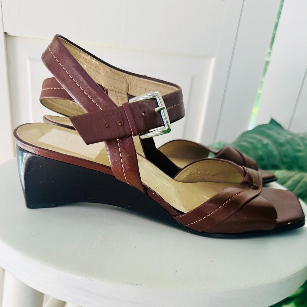 Vintage 1990s Franco Sarto Brown Leather Wedge Sandals Slingback Size 9